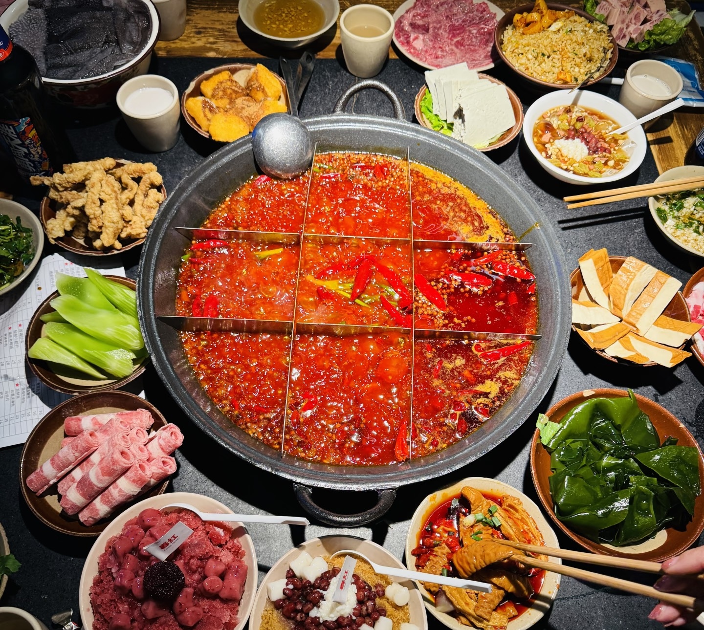 Chongqing hotpot and travel experience
